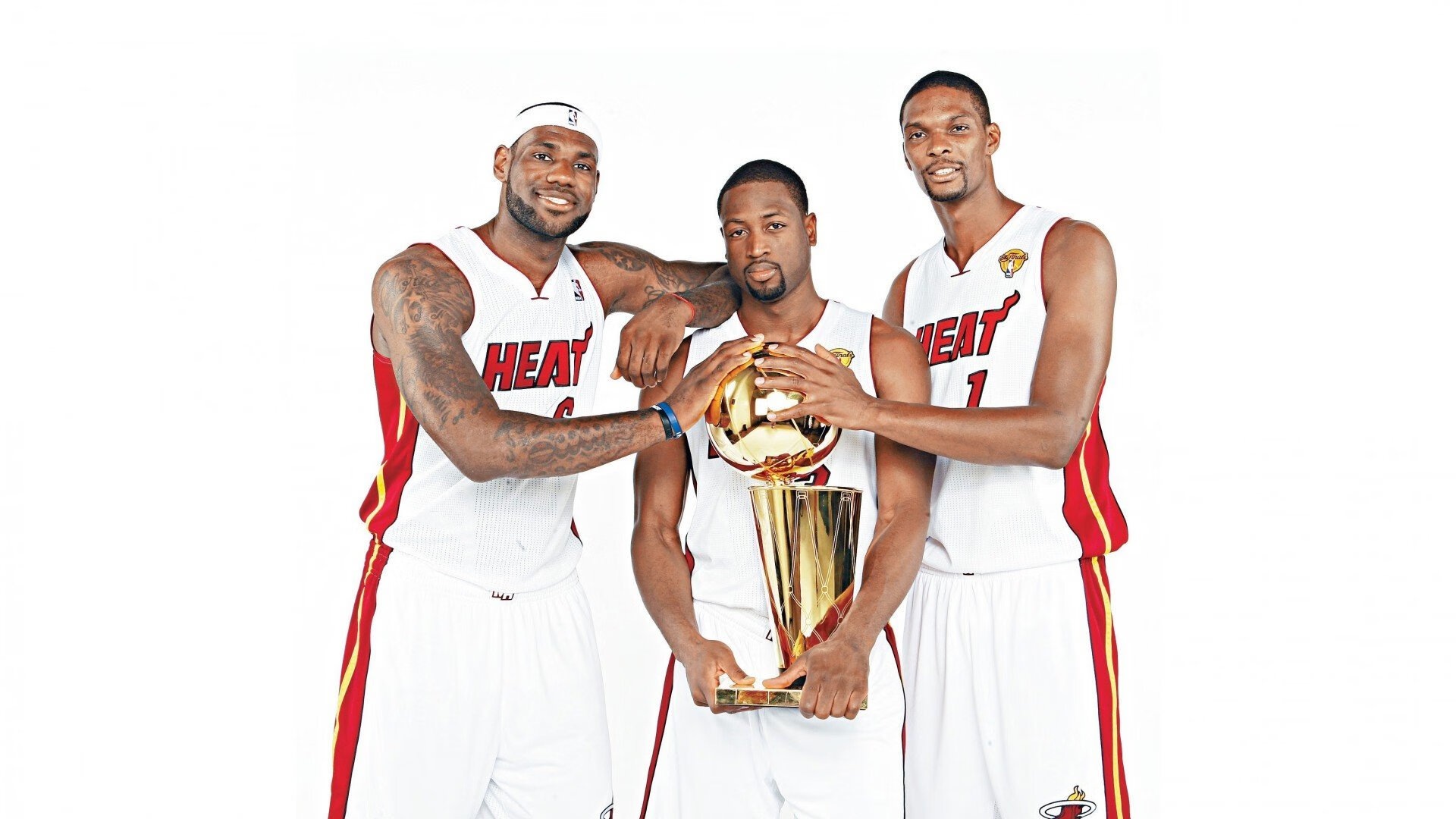 西亚卡姆迎来七赛季高光表现,篮网球迷沸腾!